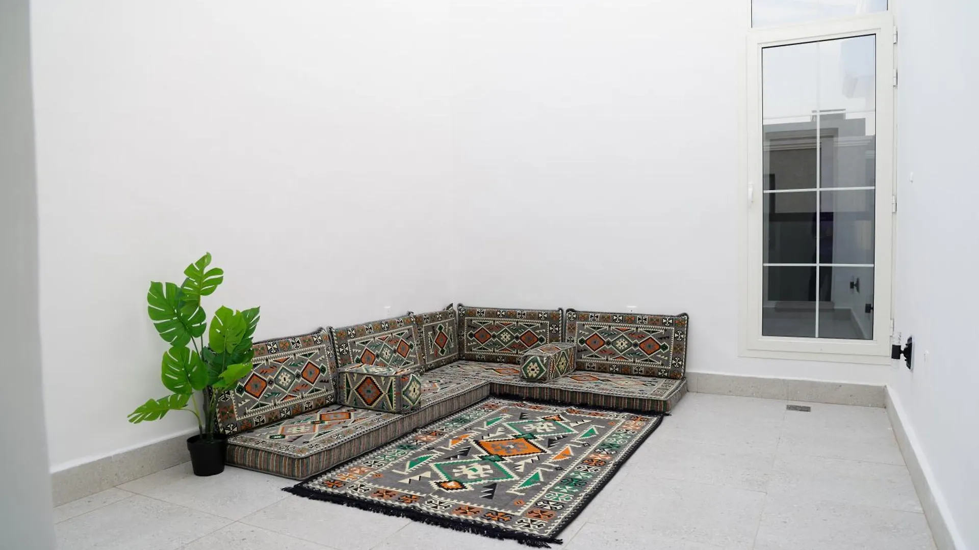 Elegant & Spacious Apartment Riyadh